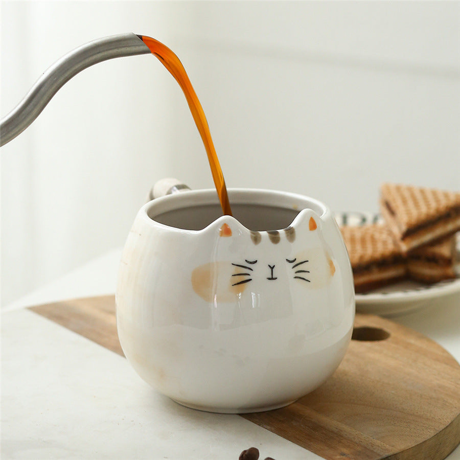 Hand-painted New Kitten Shape Ceramic Mug