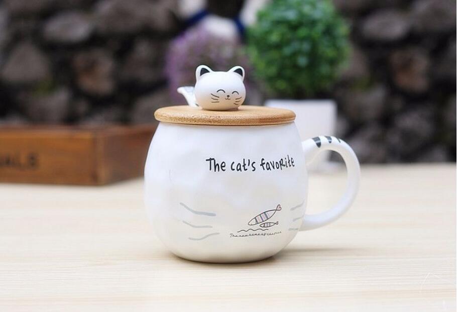 Small Cartoon Ceramic Japanese Cat Mug
