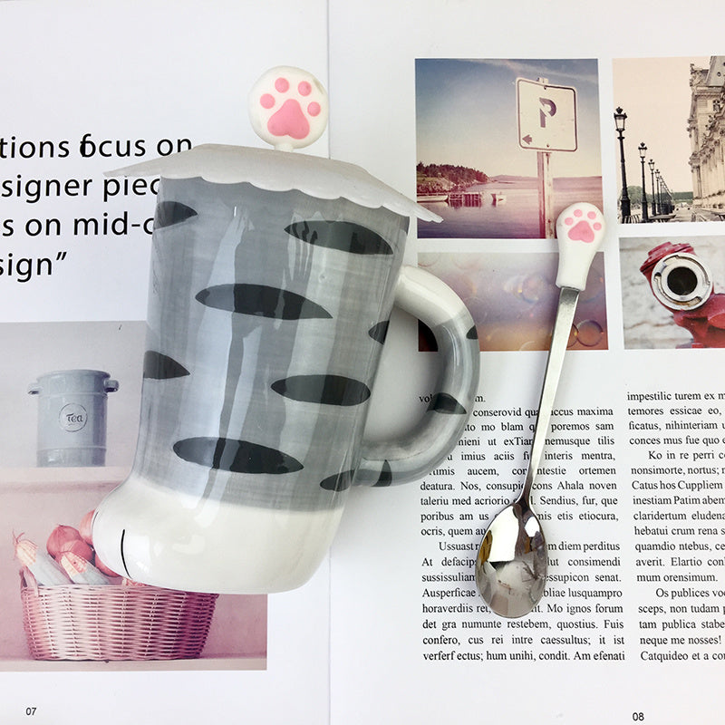Paw-Shaped Mug for Cat Lovers