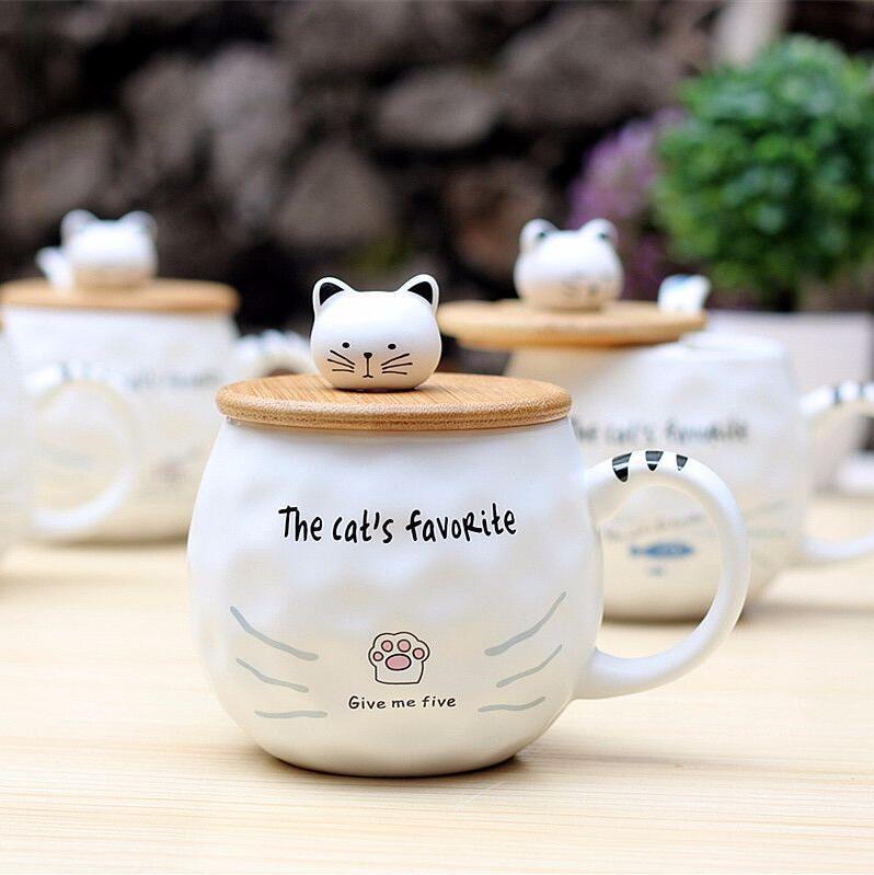 Small Cartoon Ceramic Japanese Cat Mug