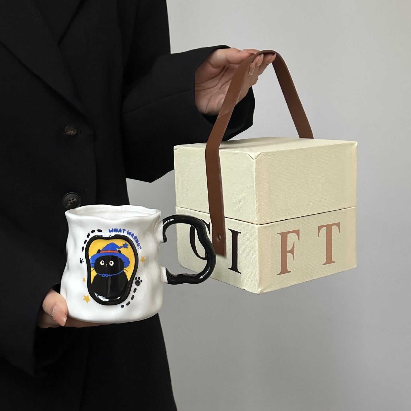 Ceramic Hand High Sense Cat Mug