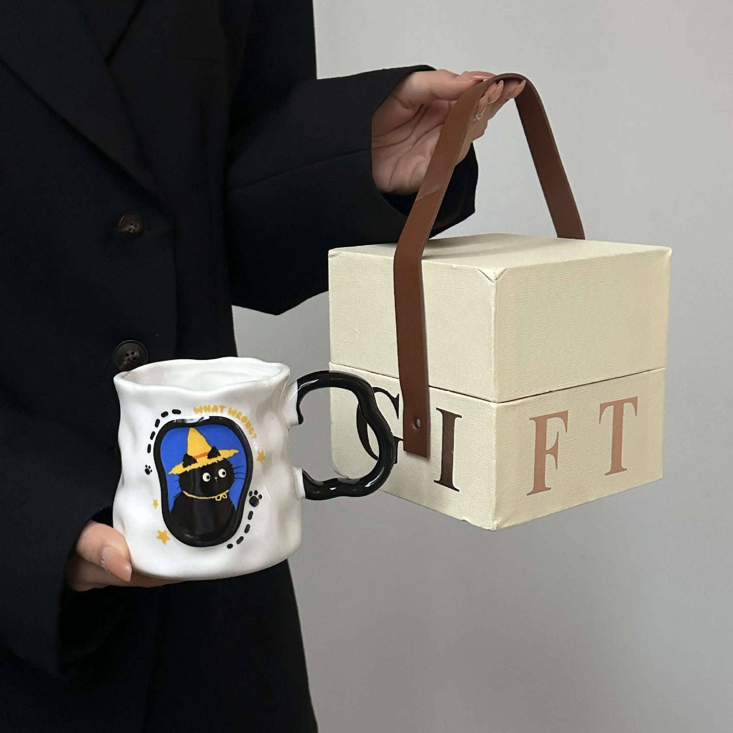 Ceramic Hand High Sense Cat Mug